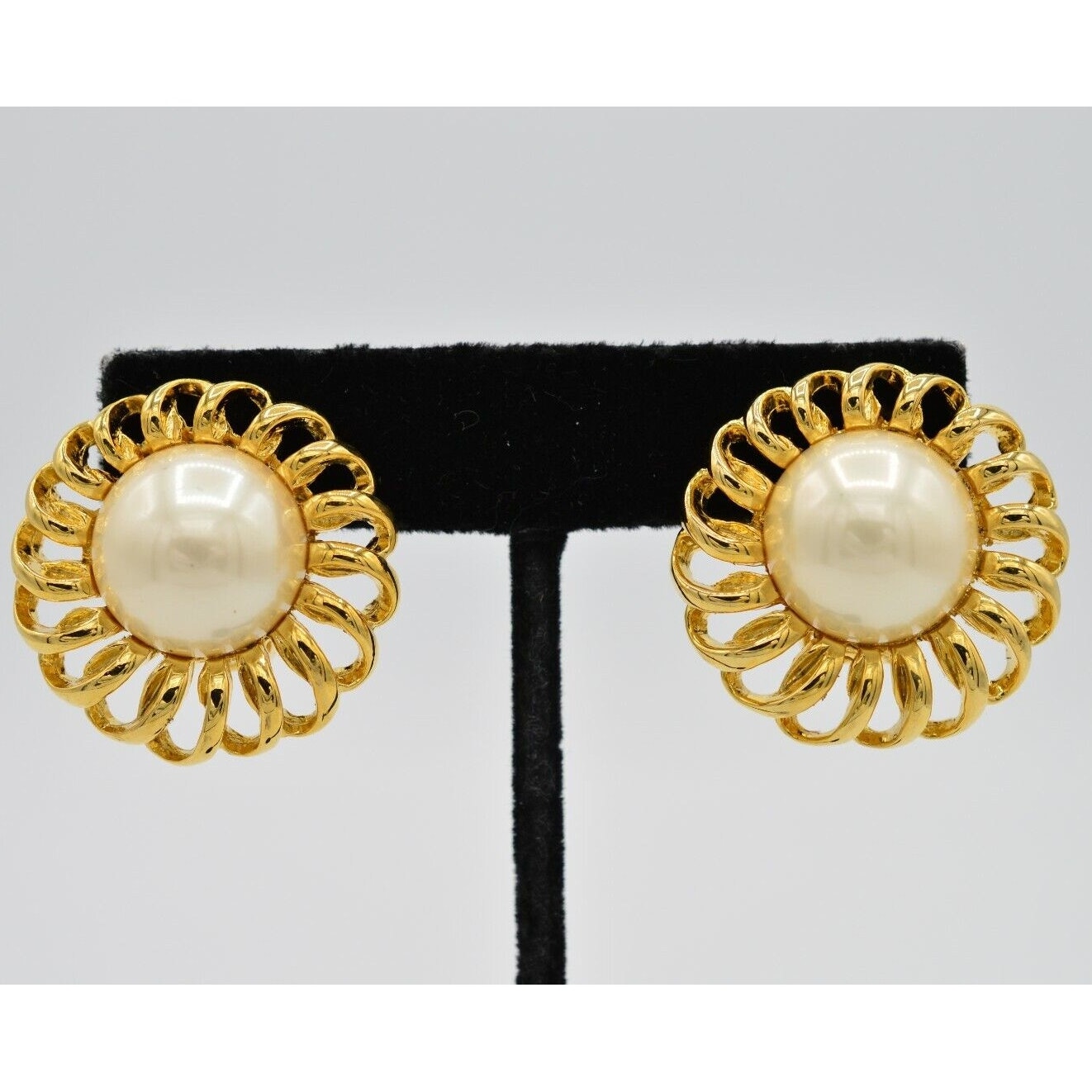 Marvella Vintage Clip On Earrings Chunky Faux Pearl Gold Signed 1980s 80s Nos W5 20$